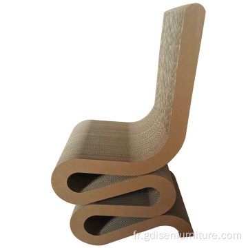 Chaise latéral marginante et pouf